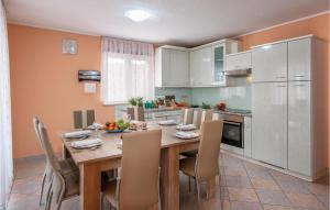 Awesome Apartment In Pula With Kitchen