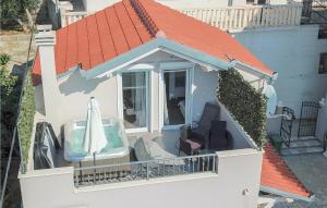 Three-Bedroom Holiday Home In Suhi Potok