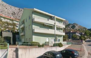Amazing Apartment In Omis With 2 Bedrooms And Wifi