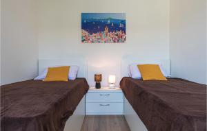 2 Bedroom Stunning Apartment In Kastel Stari