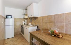 Amazing Apartment In Pula With Wifi