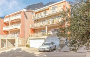 Awesome Apartment In Baska Voda With 1 Bedrooms And Wifi