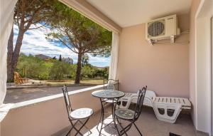 Amazing Apartment In Barbat Na Rabu 