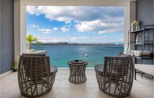 2 Bedroom Lovely Apartment In Omisalj