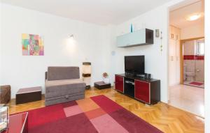 Amazing Apartment In Zadar With 2 Bedrooms And Wifi