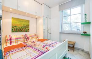 Gorgeous Apartment In Rijeka With House Sea View 