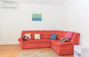 Apartment Kastel Kambelovac With Bath