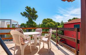 Two-Bedroom Apartment In Jadrija