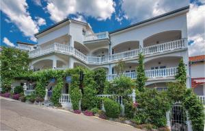 Awesome Apartment In Crikvenica