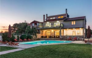 Amazing Home In Pula With 6 Bedrooms, Wifi And Outdoor Swimming Pool