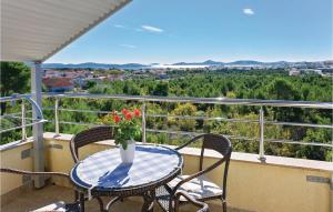 Amazing Apartment In Vodice With 1 Bedrooms And Wifi