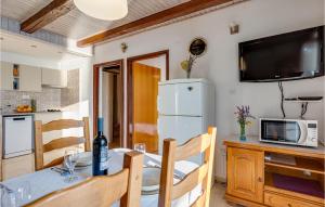 2 Bedroom Nice Apartment In Stara Baska 