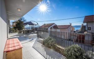 3 Bedroom Nice Home In Crikvenica 