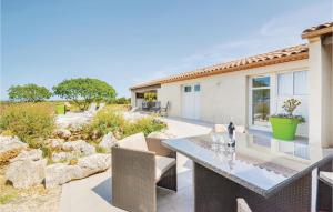 5 Bedroom Gorgeous Home In Poulx