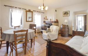 Appartements Beautiful apartment in Calcatoggio with 2 Bedrooms and WiFi : photos des chambres