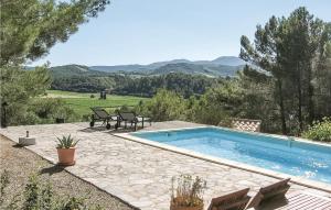 Maisons de vacances Nice Home In Roquebrun With Wifi, Private Swimming Pool And Outdoor Swimming Pool : photos des chambres