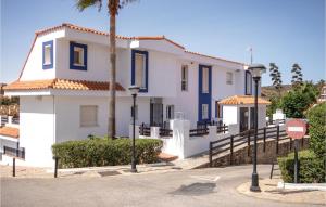 Beautiful Apartment In La Duquesa