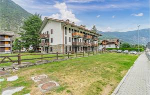 2 Bedroom Cozy Apartment In Morgex