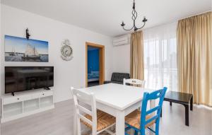 Lovely Apartment In Moscenicka Draga