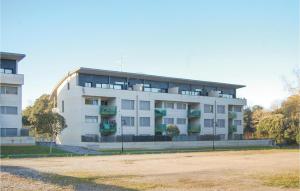 2 Bedroom Stunning Apartment In Llanes