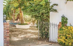 Awesome Home In Riudoms