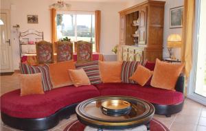 Maisons de vacances 3 Bedroom Beautiful Home In Guehenno : photos des chambres