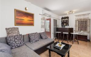 Stunning Home In Moscenicka Draga