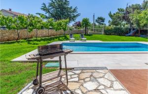 Two-Bedroom Holiday Home In Banjole