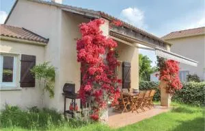 3 Bedroom Lovely Home In Cervione - Linguizzetta
