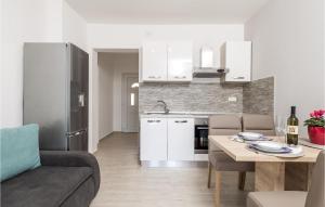 Gorgeous Apartment In Stara Novalja 