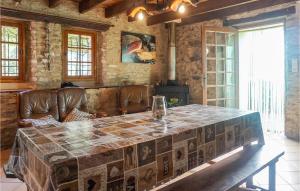 Maisons de vacances Stunning home in Roquebrun with 2 Bedrooms and WiFi : photos des chambres