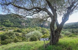 2 Bedroom Lovely Home In Roquebrun