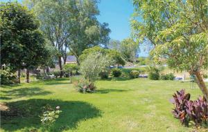 Maisons de vacances Awesome Home In Benodet With Wifi : photos des chambres