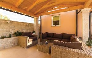 Stunning Apartment In Galizana With Wifi 