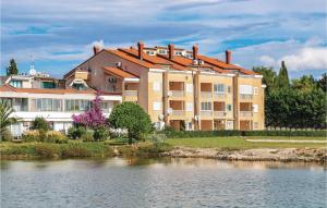 2 Bedroom Pet Friendly Apartment In Medulin
