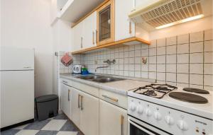 Gorgeous Apartment In Potocnica