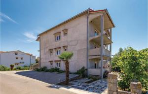 1 Bedroom Beautiful Apartment In Lopar