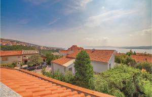 Awesome Apartment In Crikvenica With 2 Bedrooms And Wifi