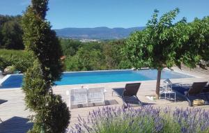 Maisons de vacances Beautiful Home In Apt With 2 Bedrooms, Wifi And Outdoor Swimming Pool : photos des chambres