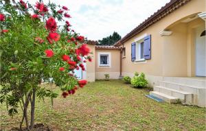 Maisons de vacances Nice Home In Mornas With Private Swimming Pool, Can Be Inside Or Outside : photos des chambres