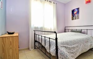 Maisons de vacances Nice Home In Mornas With Private Swimming Pool, Can Be Inside Or Outside : photos des chambres