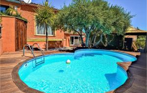 Beautiful Home In St-gnies-de-comolas With 2 Bedrooms, Wifi And Outdoor Swimming Pool