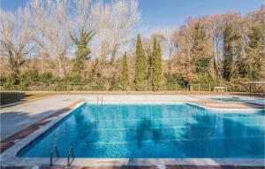 Beautiful home in Vidreres with 6 Bedrooms and Outdoor swimming pool