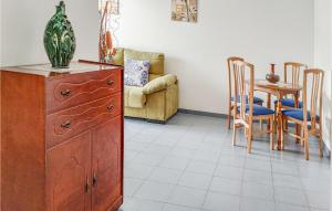 Amazing Apartment In Oropesa Del Mar