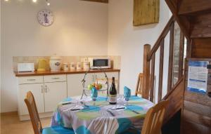 Holiday Home Le Faouet P-728