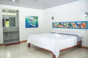 Isla Grande Eco-Hostal