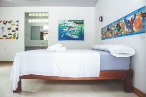 Isla Grande Eco-Hostal