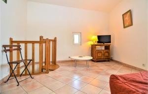 Maisons de vacances Beautiful home in Aramon with 3 Bedrooms and WiFi : photos des chambres