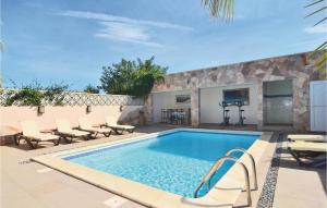 Maisons de vacances Stunning Home In Le Grau Dagde With 4 Bedrooms, Heated Swimming Pool And Swimming Pool : photos des chambres