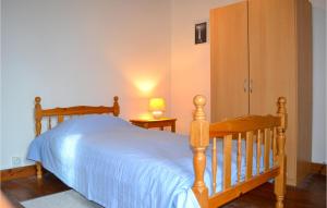 Maisons de vacances 4 Bedroom Cozy Home In Saint Rabier : photos des chambres